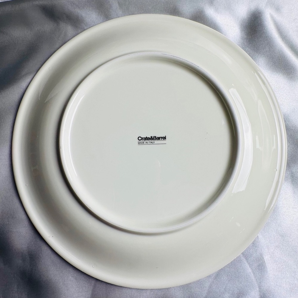 Crate & Barrel Volante Burgundy Gold Grape Dinner Plates Set of 4 Made in Italy - Picture 5 of 12